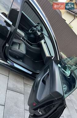 Седан Tesla Model 3 2020 в 