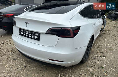 Седан Tesla Model 3 2018 в 