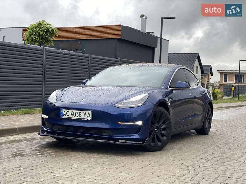 Седан Tesla Model 3 2018 в Луцке фото 12 Седан Tesla Model 3 2018 в Луцке
