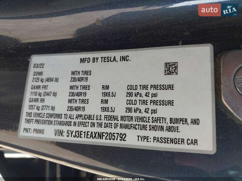 Седан Tesla Model 3 2022 в Києві
