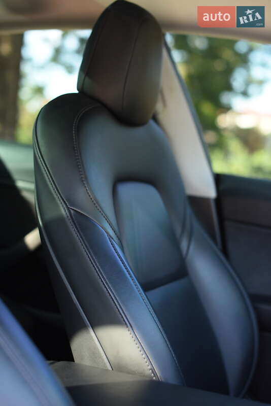 Седан Tesla Model 3 2022 в Фастове фото 39 Седан Tesla Model 3 2022 в Фастове