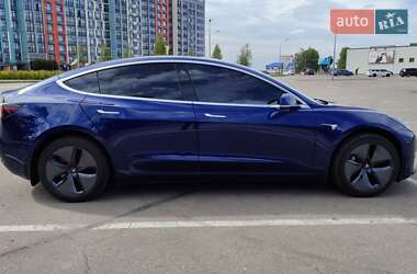 Седан Tesla Model 3 2018 в 