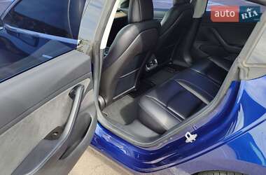 Седан Tesla Model 3 2018 в 
