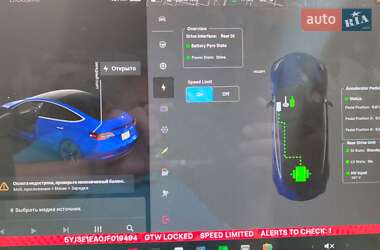 Седан Tesla Model 3 2018 в Киеве