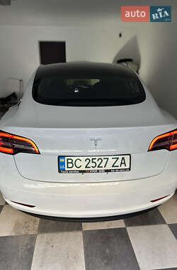 Седан Tesla Model 3 2018 в 