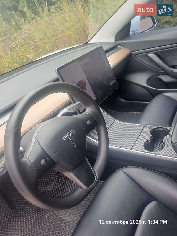 Седан Tesla Model 3 2020 в Житомире фото 21 Седан Tesla Model 3 2020 в Житомире