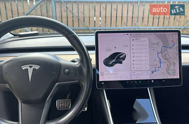 Седан Tesla Model 3 2018 в 