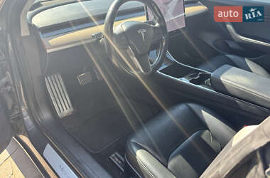 Седан Tesla Model 3 2018 в 