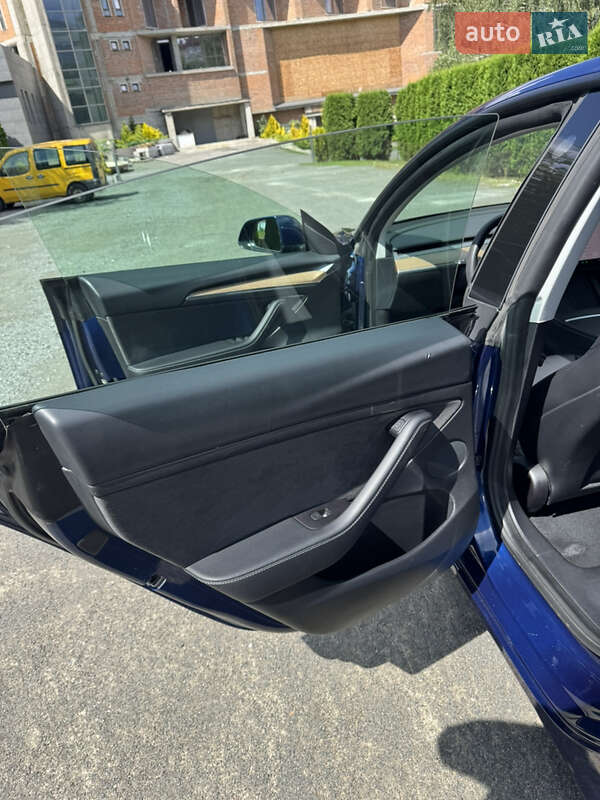 Седан Tesla Model 3 2021 в Хмельницком фото 46 Седан Tesla Model 3 2021 в Хмельницком