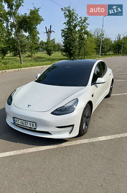 Седан Tesla Model 3 2022 в Харькове