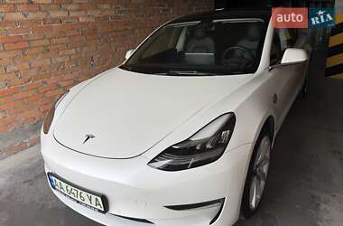 Седан Tesla Model 3 2019 в Киеве