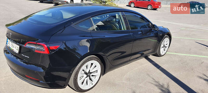 Седан Tesla Model 3 2021 в Днепре