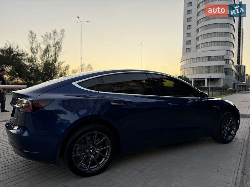 Седан Tesla Model 3 2019 в Запорожье фото 17 Седан Tesla Model 3 2019 в Запорожье