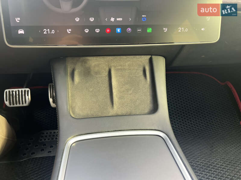 Седан Tesla Model 3 2021 в Вінниці