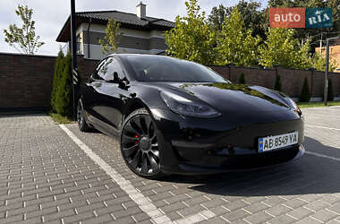Седан Tesla Model 3 2021 в Виннице