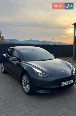 Tesla Model 3 2021
