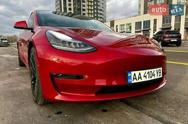 Tesla Model 3 2022