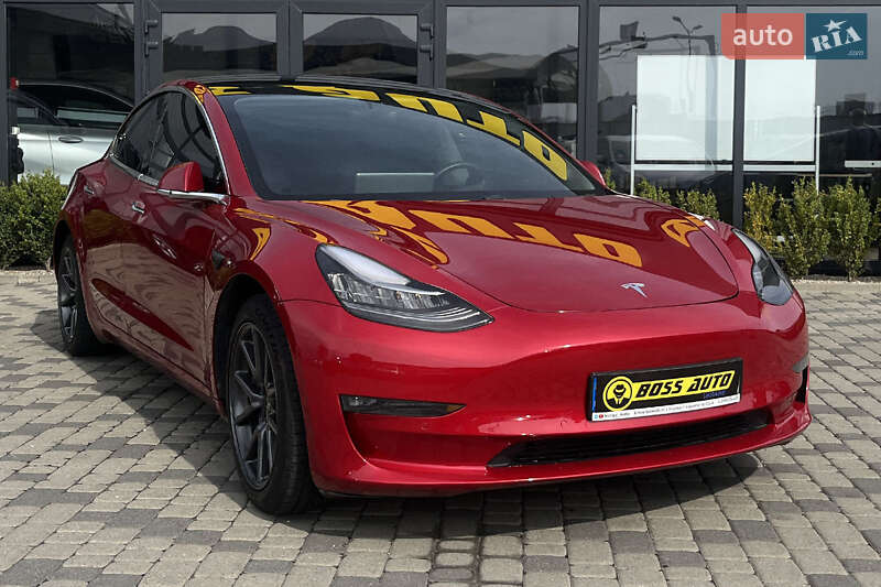 Tesla Model 3 2019