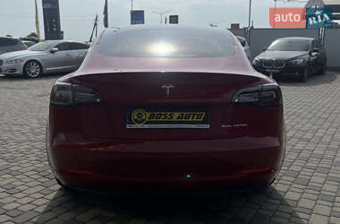 Седан Tesla Model 3 2019 в 