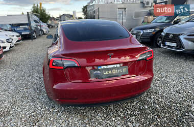 Седан Tesla Model 3 2018 в 
