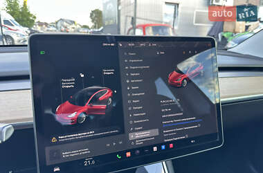 Седан Tesla Model 3 2018 в 