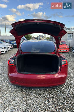 Седан Tesla Model 3 2018 в 