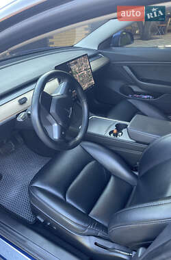 Седан Tesla Model 3 2019 в 