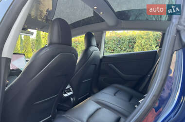 Седан Tesla Model 3 2018 в 
