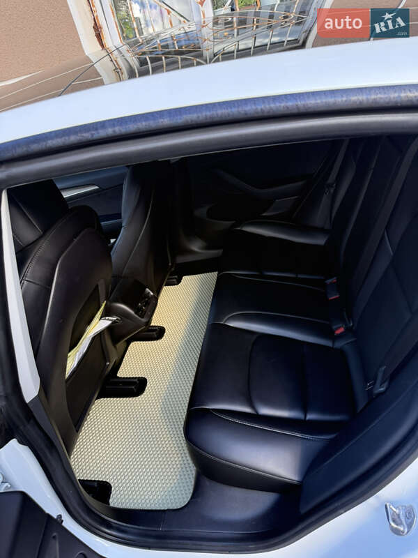 Седан Tesla Model 3 2021 в Трускавці фото 13 Седан Tesla Model 3 2021 в Трускавці