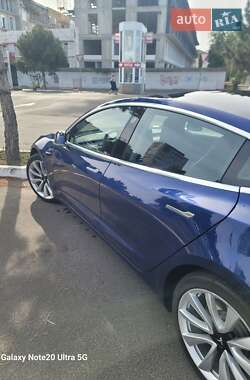 Седан Tesla Model 3 2018 в 