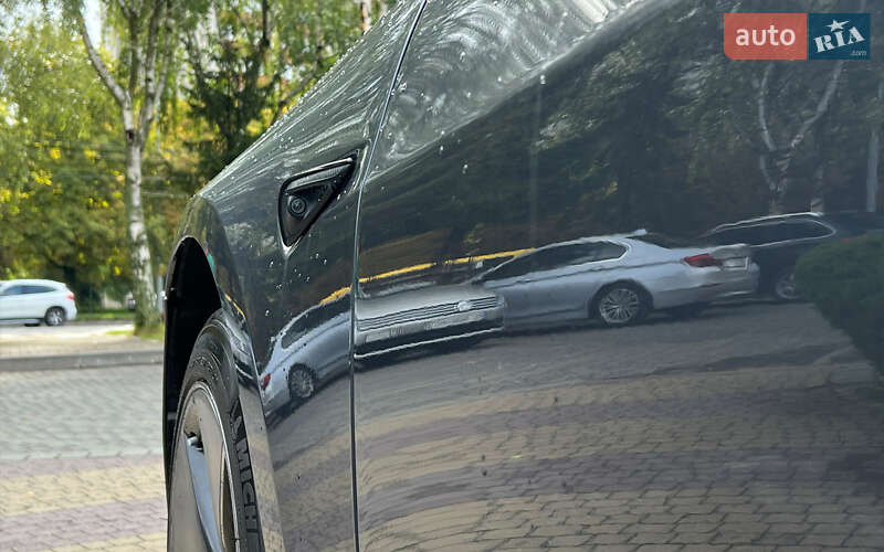 Седан Tesla Model 3 2022 в Львові