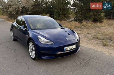 Седан Tesla Model 3 2019 в 