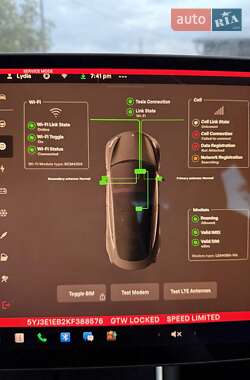 Седан Tesla Model 3 2019 в 