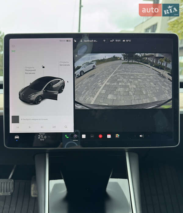 Седан Tesla Model 3 2019 в Ужгороде