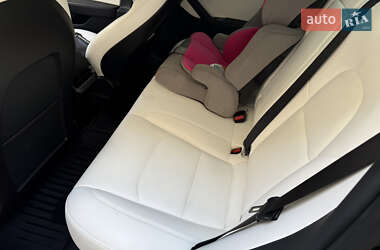 Седан Tesla Model 3 2018 в 