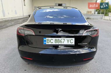 Седан Tesla Model 3 2018 в 