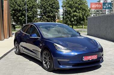 Tesla Model 3 2019