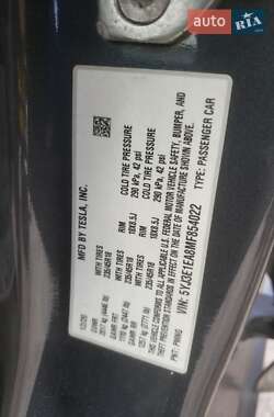 Седан Tesla Model 3 2021 в 