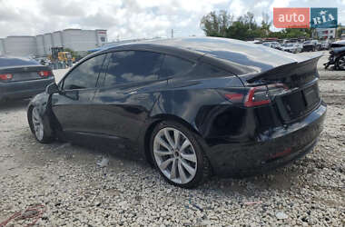 Седан Tesla Model 3 2019 в 