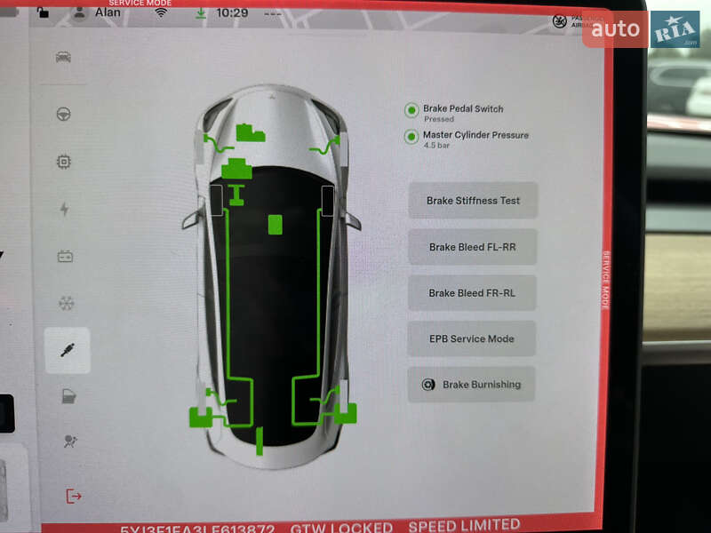 Седан Tesla Model 3 2019 в Луцке