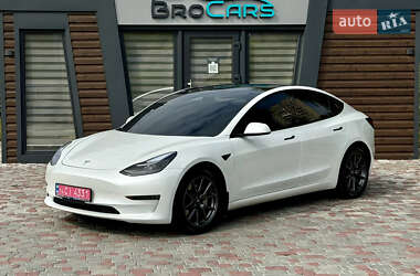 Седан Tesla Model 3 2021 в Виннице