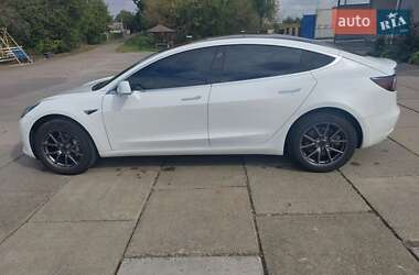 Седан Tesla Model 3 2018 в 