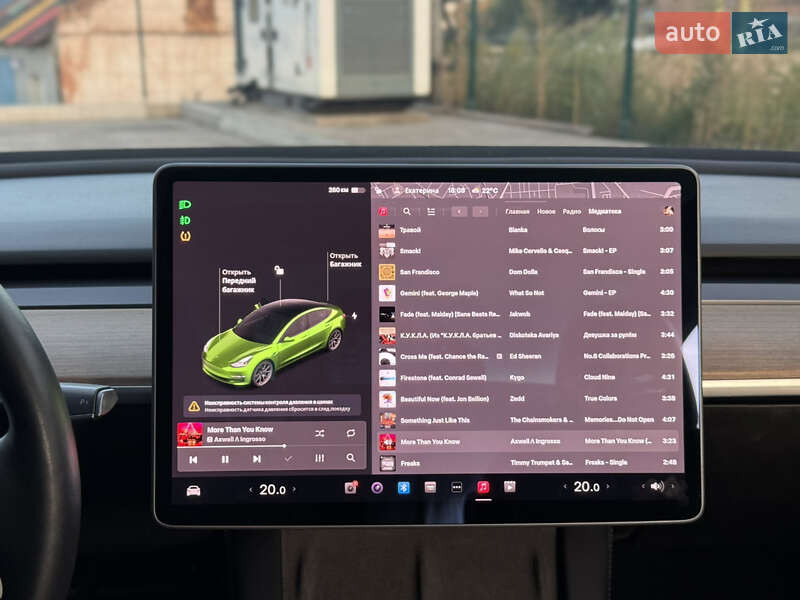 Седан Tesla Model 3 2021 в Кривом Роге