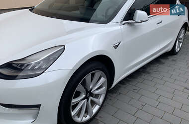 Седан Tesla Model 3 2019 в Львові фото Седан Tesla Model 3 2019 в Львові