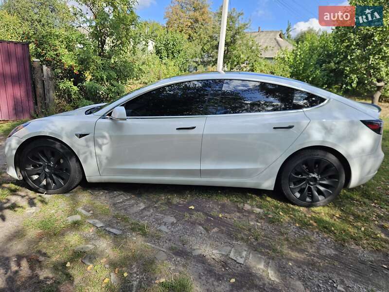 Седан Tesla Model 3 2018 в Миргороді фото 28 Седан Tesla Model 3 2018 в Миргороді