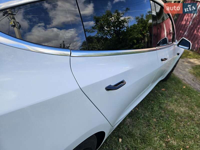 Седан Tesla Model 3 2018 в Миргороді фото 37 Седан Tesla Model 3 2018 в Миргороді