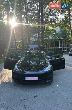 Седан Tesla Model 3 2019 в Луцке