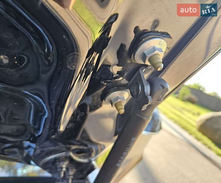 Седан Tesla Model 3 2019 в Житомире