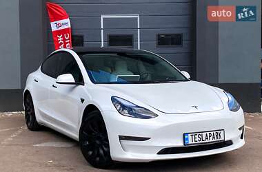 Tesla Model 3 2019