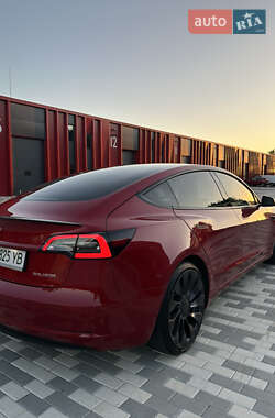 Седан Tesla Model 3 2020 в Львові